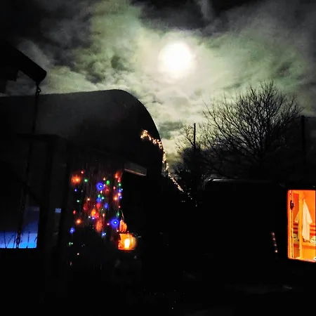 Hidden Hearts & Hottub Apartment Roscrea