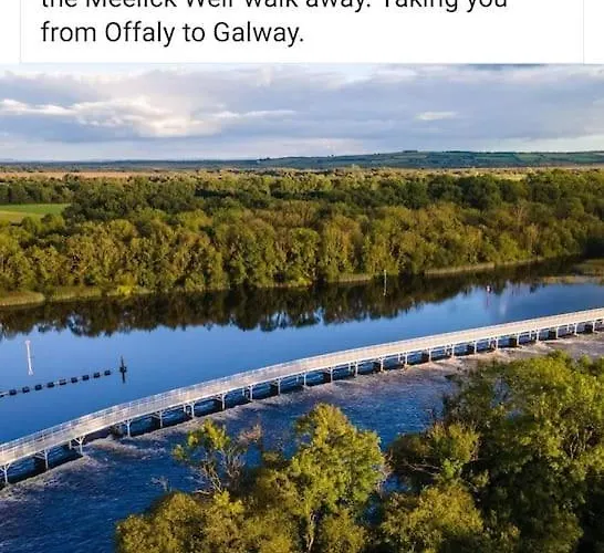 Apartment Hidden Hearts & Hottub Roscrea