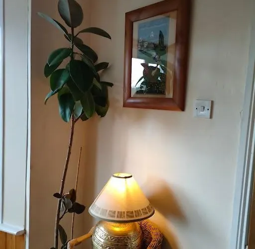 Hidden Hearts & Hottub Роскрей